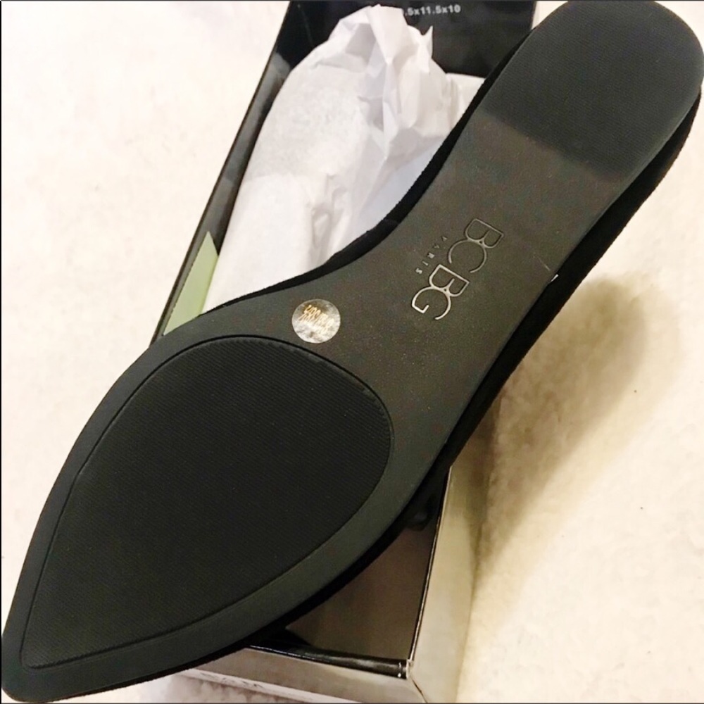 NIB NWT BCBGeneration Black suede flats shoes - Picture 7 of 7